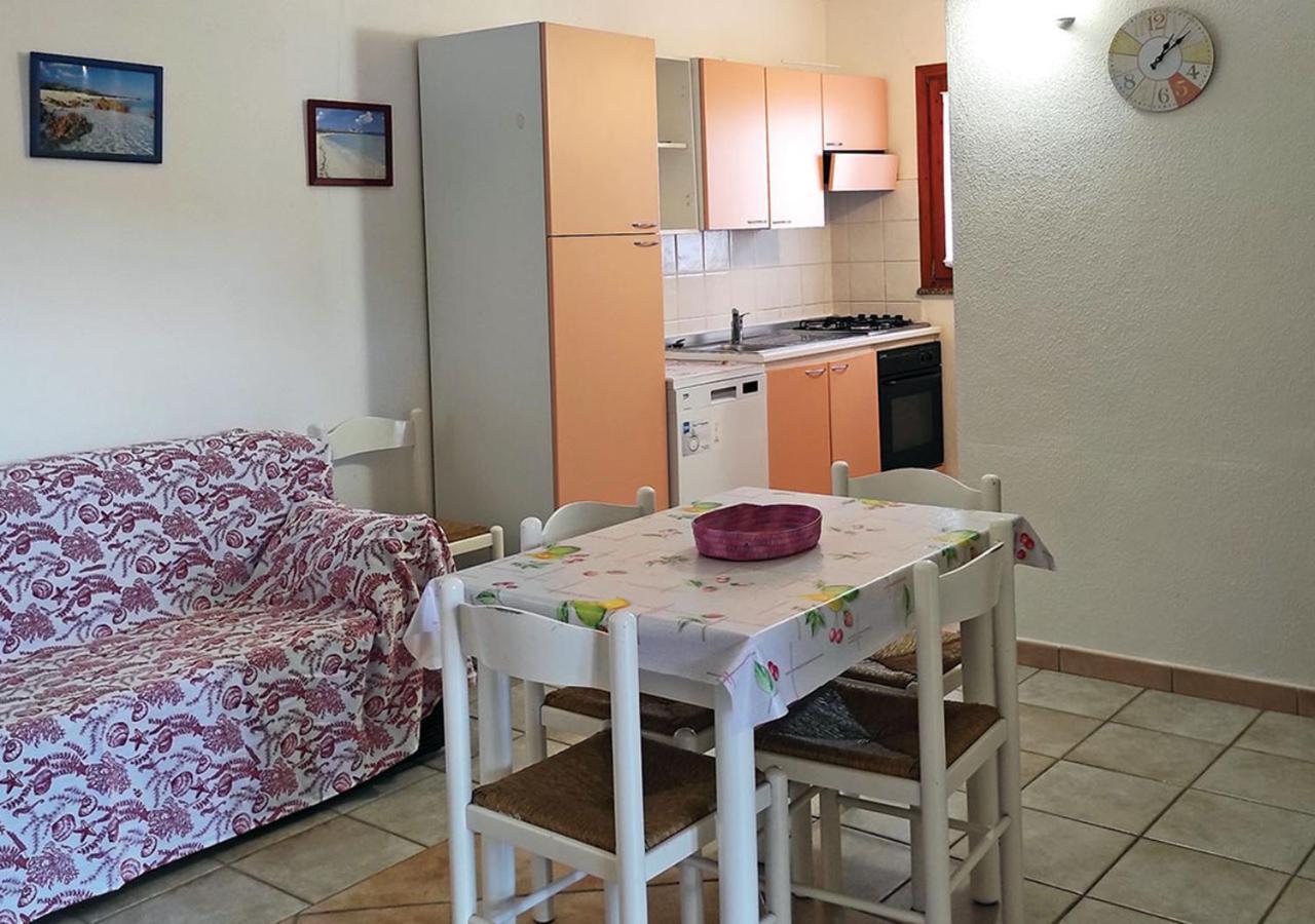 Appartamento Le Maree Geranium San Teodoro  Esterno foto